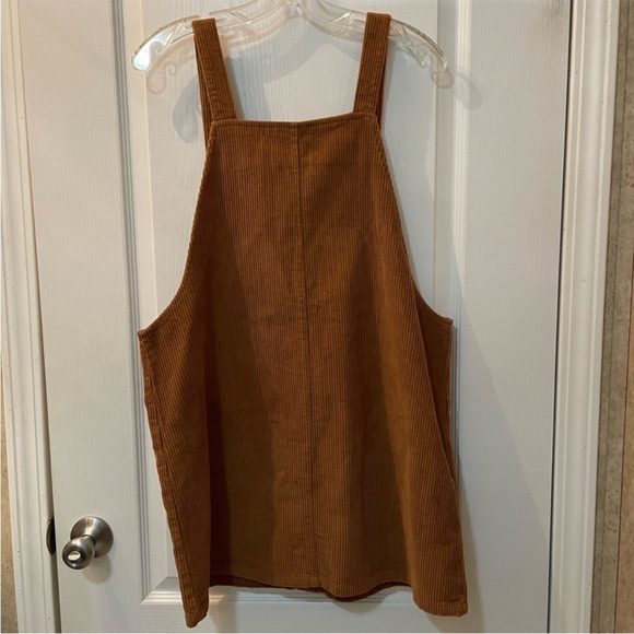 Chelsea & Violet Tan Corduroy Mini Bib Jumper Dress Size M Retro look - Picture 3 of 8